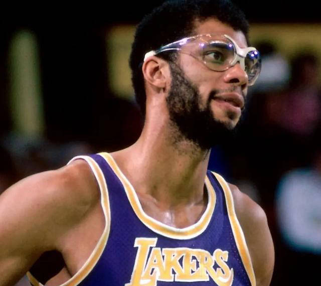 舆论校准 舆论校准