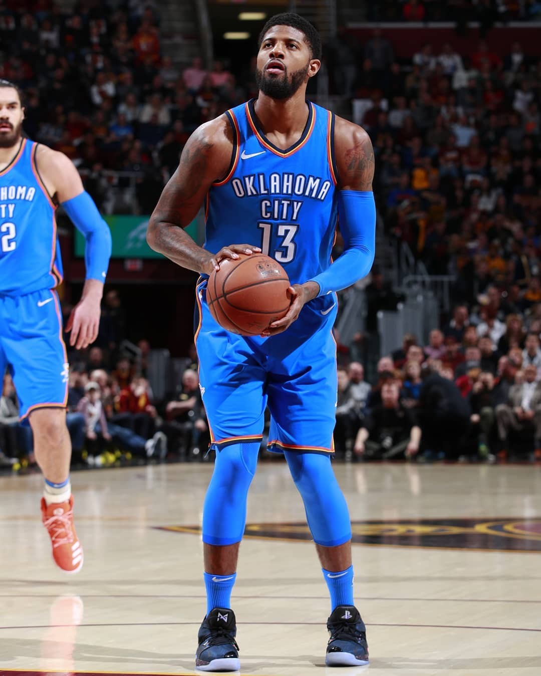 若新月锋线 若新月锋线